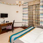 Konukevi Seven Seas 4*